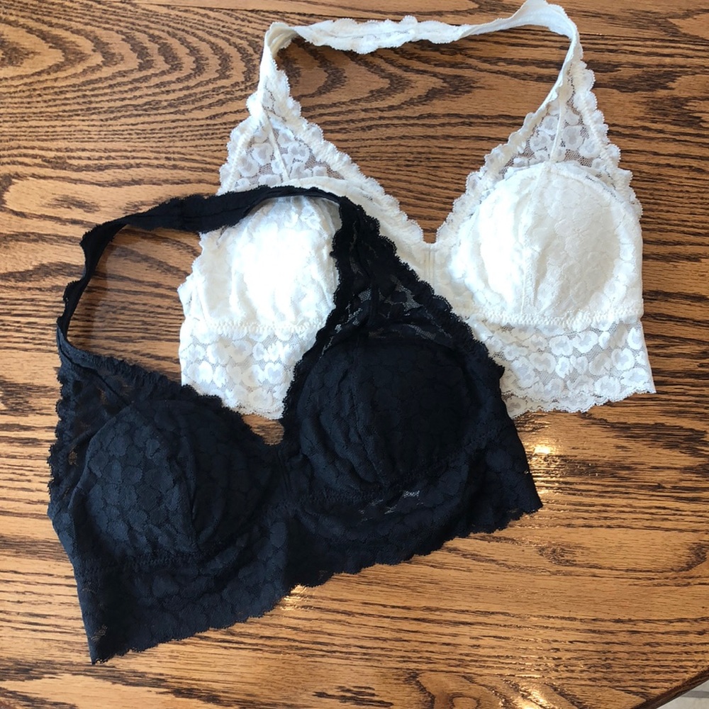 arie, size Small, halter, lace bra letters